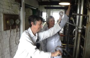 working the crofton beam engine