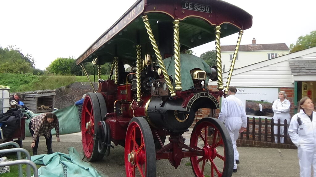 Showmans traction engine